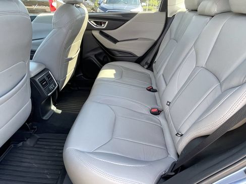 Used 2024 Subaru Forester Premium AWD/4WD image 12