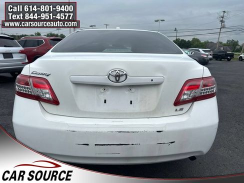 Used 2011 Toyota Camry LE w/ LE Extra-Value Pkg FWD image 5