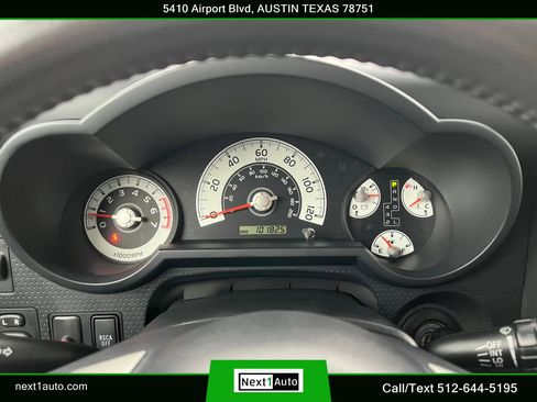 Used 2012 Toyota FJ Cruiser 2WD w/ Upgrade Pkg image 23