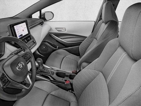 Used 2026 Toyota Corolla SE FWD image 6