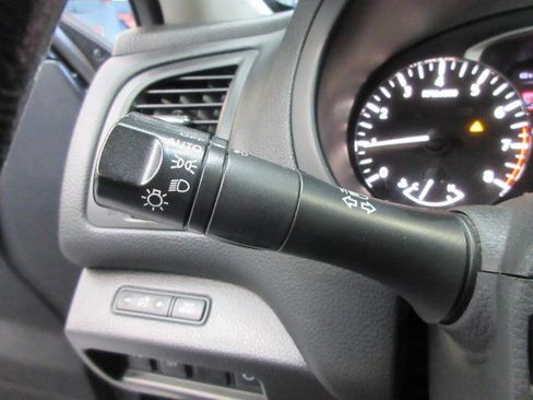 Used 2018 Nissan Altima 2.5 SL image 16