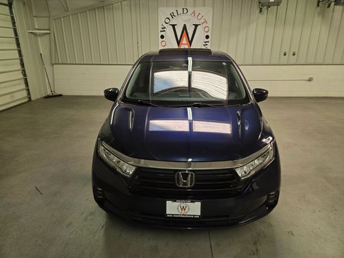 Used 2023 Honda Odyssey EX-L image 12