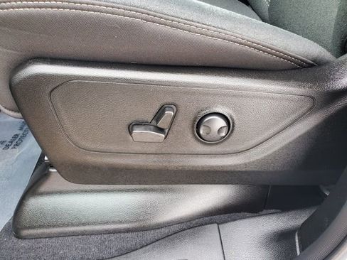 Certified 2025 RAM 1500 Big Horn image 5