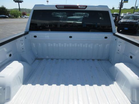Certified 2024 Chevrolet Silverado 1500 Custom Trail Boss w/ LPO, Dark Essentials Package AWD/4WD image 13