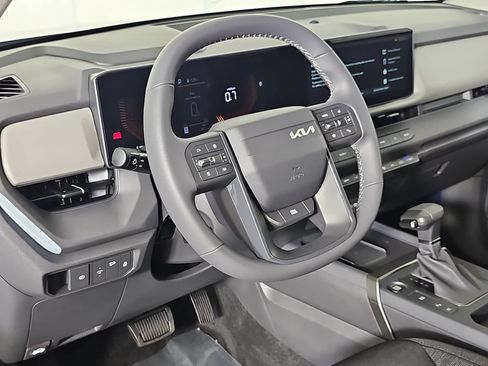 Used 2027 Kia Seltos S FWD image 15