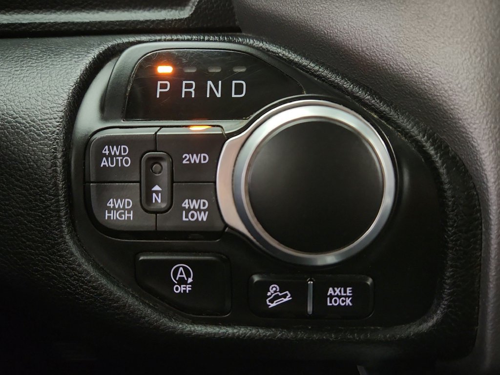Used 2020 RAM 1500 Big Horn AWD/4WD image 17