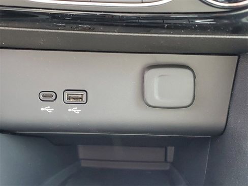 New 2024 Buick Encore GX Sport Touring w/ Comfort Package image 29