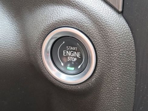 Used 2021 GMC Sierra 1500 Denali w/ Denali Ultimate Package AWD/4WD image 18