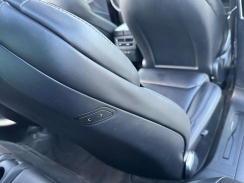 Used 2021 Tesla Model X Long Range image 36