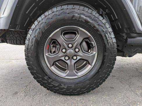 Used 2020 Jeep Gladiator Rubicon w/ Dual Top Group AWD/4WD image 48