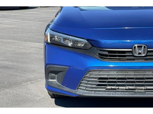 Certified 2022 Honda Civic EX image 41