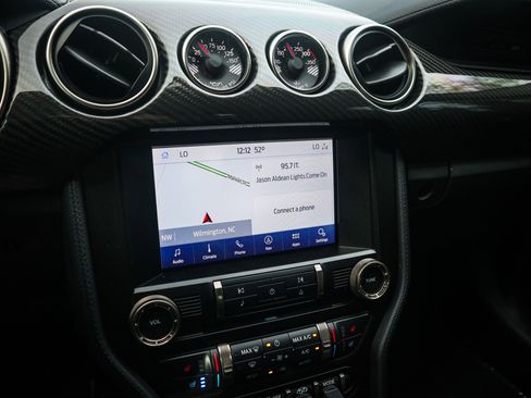 Used 2020 Ford Mustang Shelby GT500 w/ Technology Package image 23