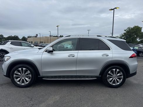 Used 2021 Mercedes-Benz GLE 450 4MATIC w/ Premium Package image 3