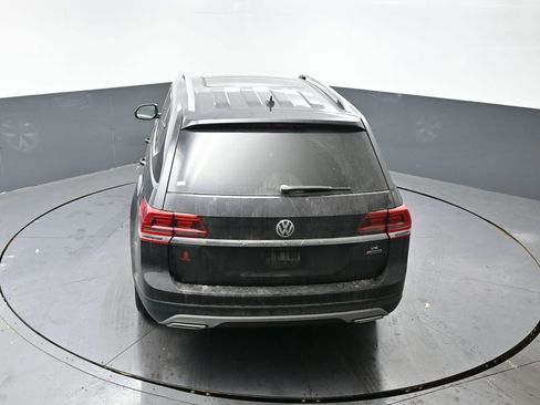 Used 2018 Volkswagen Atlas Launch Edition image 21