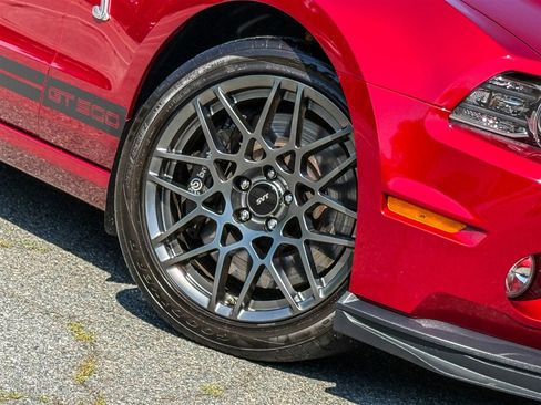 Used 2014 Ford Mustang Shelby GT500 w/ Equipment Group 821A RWD image 27