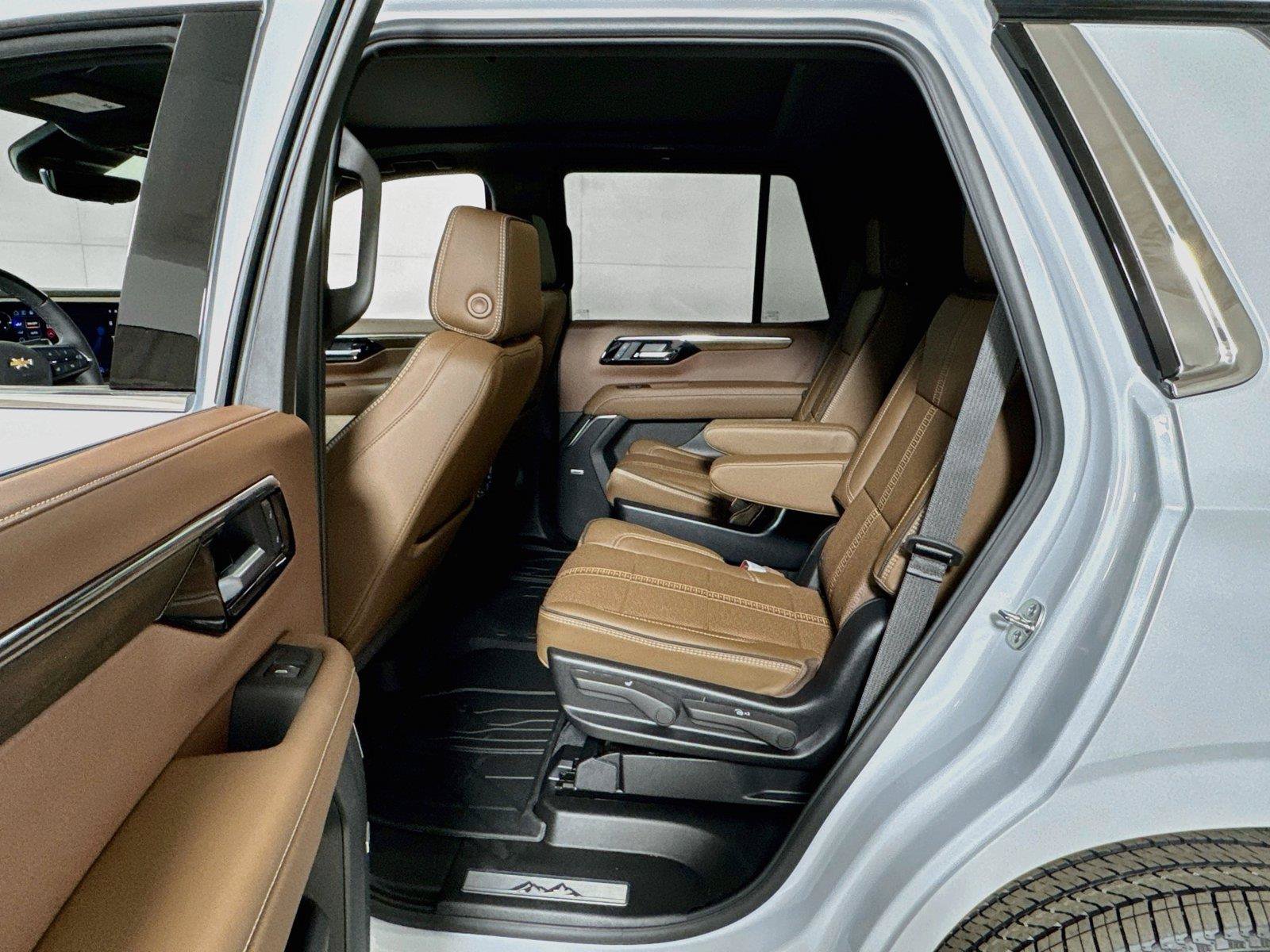 New 2027 Chevrolet Tahoe High Country AWD/4WD image 13