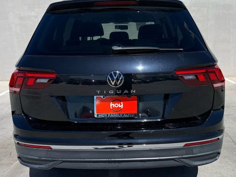 Used 2022 Volkswagen Tiguan S image 4