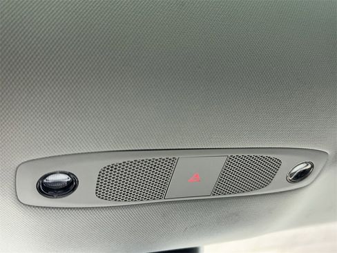 Used 2023 Tesla Model 3 Standard Range image 39