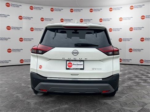 Certified 2023 Nissan Rogue SV image 4