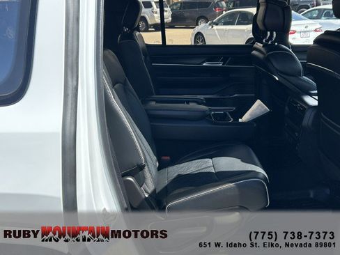 Used 2024 Jeep Grand Wagoneer Series II Obsidian w/ Quick Order Packagew 28T AWD/4WD image 27