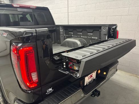 New 2026 GMC Sierra 1500 SLT w/ SLT Premium Plus Package AWD/4WD image 27