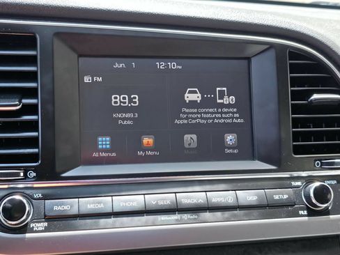 Used 2017 Hyundai Elantra SE FWD image 20