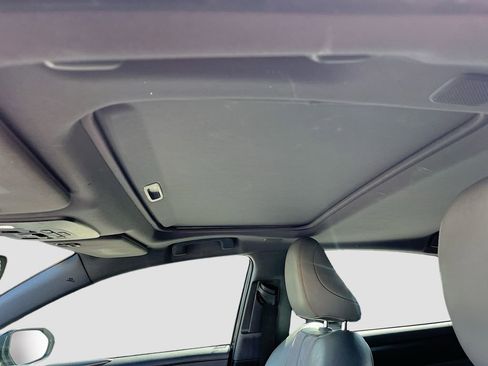 Used 2019 Toyota Avalon Touring w/ Advanced Safety Package FWD image 23