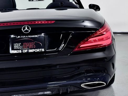 Used 2017 Mercedes-Benz SL 550 image 14