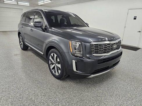 Used 2021 Kia Telluride S AWD/4WD image 3