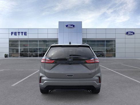 New 2024 Ford Edge SE w/ Black Appearance Package image 5