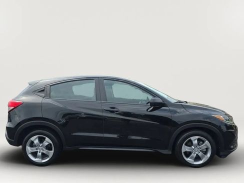 Used 2019 Honda HR-V LX image 9