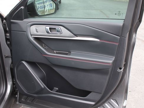 New 2026 Ford Explorer ST-Line w/ ST-Line Street Pack image 15