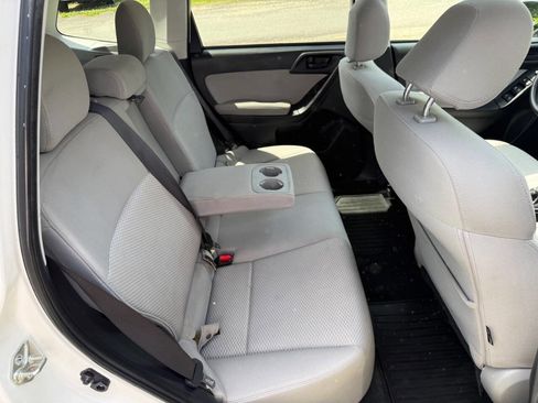 Used 2016 Subaru Forester 2.5i Premium w/ All-Weather Package AWD/4WD image 15