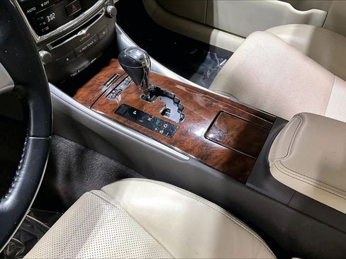 Used 2013 Lexus IS 250 AWD image 16