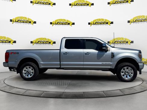 Used 2022 Ford F350 Platinum AWD/4WD image 6
