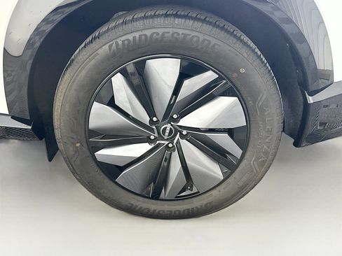 Used 2023 Nissan Ariya FWD image 11