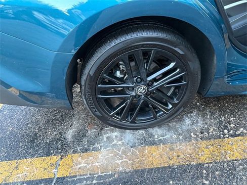 Used 2025 Toyota Camry SE image 18