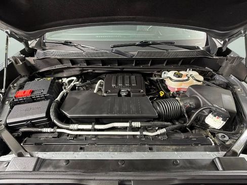 Used 2024 Chevrolet Silverado 1500 LT RWD image 35