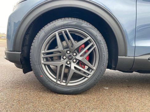 New 2026 Ford Explorer ST w/ Sun And Sound Package image 20