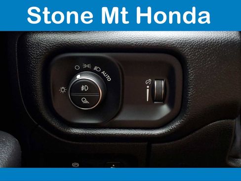 Used 2022 RAM 1500 Big Horn RWD image 33
