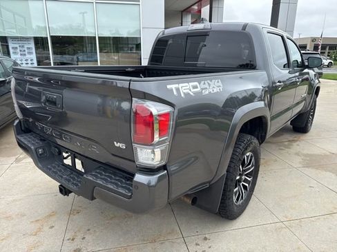 Used 2023 Toyota Tacoma TRD Sport w/ Technology Package AWD/4WD image 7