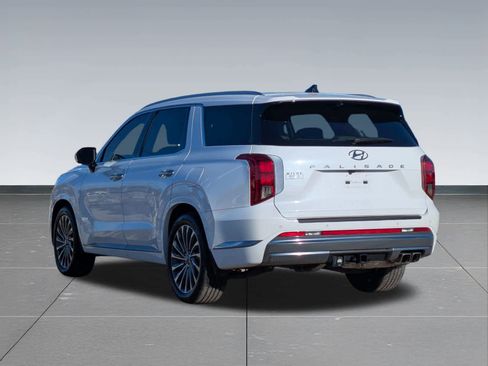Used 2025 Hyundai Palisade Calligraphy image 4