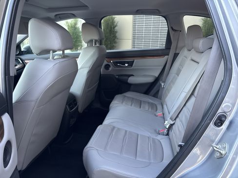 Used 2017 Honda CR-V Touring image 31