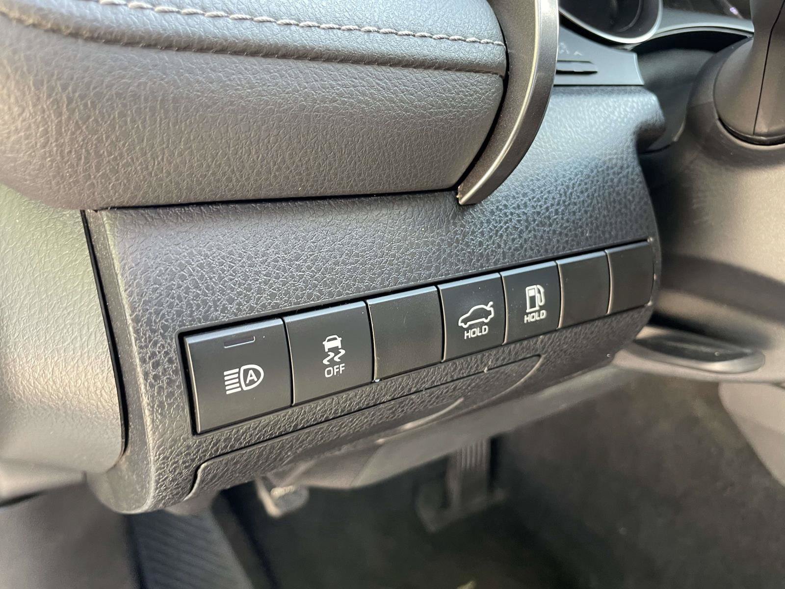 Used 2023 Toyota Camry SE FWD image 16