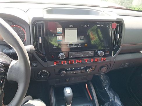New 2025 Nissan Frontier PRO-4X image 18
