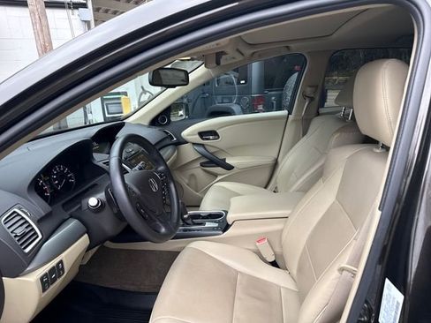 Used 2017 Acura RDX AWD w/ Advance Package image 16