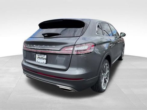 Used 2023 Lincoln Nautilus Reserve AWD/4WD image 6