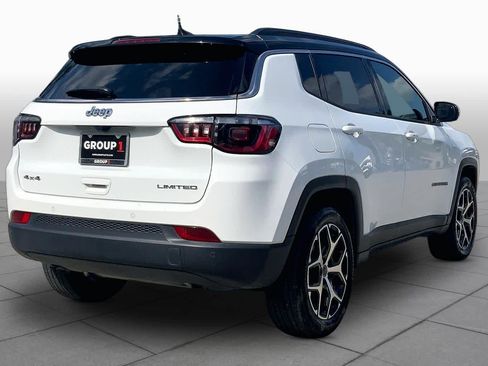 Used 2025 Jeep Compass Limited AWD/4WD image 13