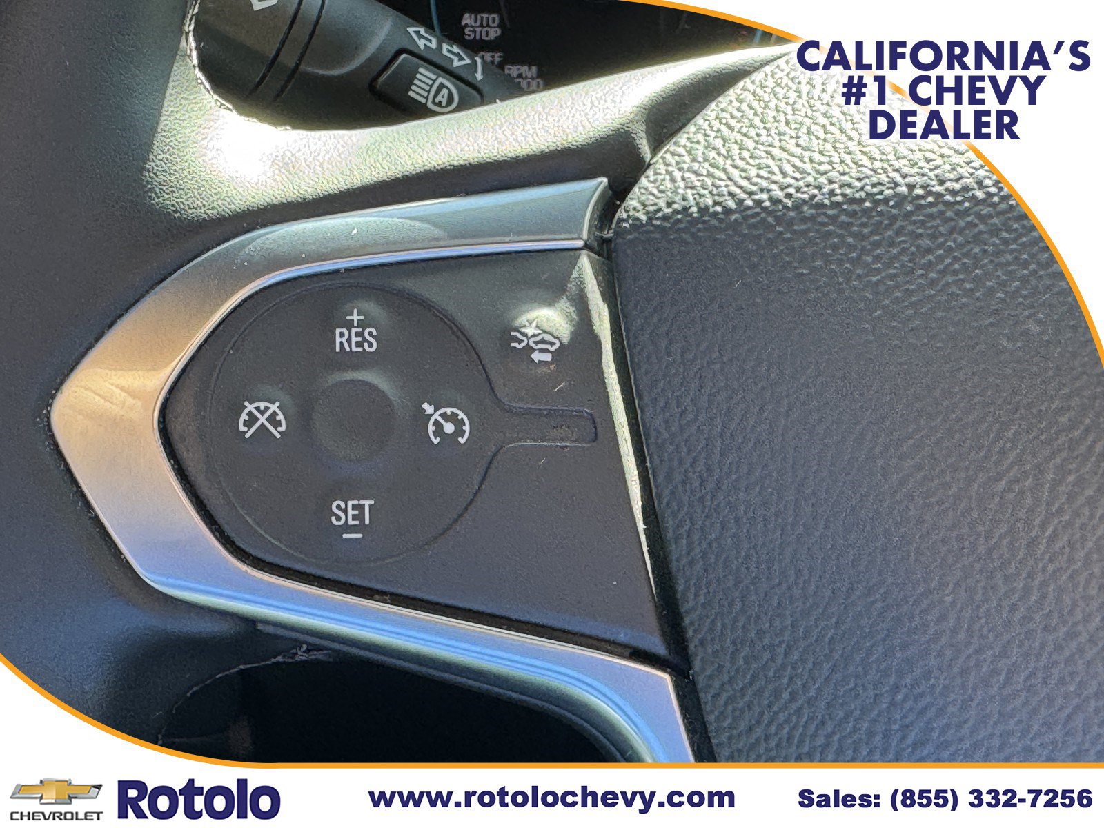 Used 2023 Chevrolet Traverse LT FWD image 25