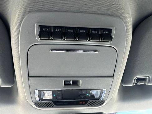Used 2025 Ford F350 Lariat w/ Lariat Ultimate Package AWD/4WD image 22
